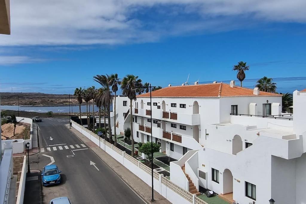 Gilda: Beautiful Spacious Apartment. Seaview From Rooftop Terrace Corralejo Buitenkant foto