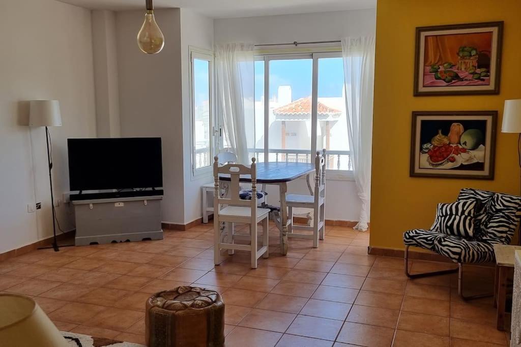 Gilda: Beautiful Spacious Apartment. Seaview From Rooftop Terrace Corralejo Buitenkant foto